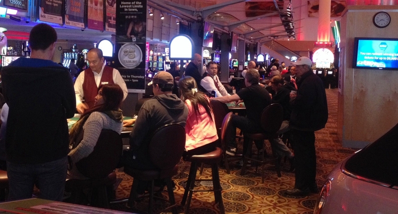 paul poker tables close