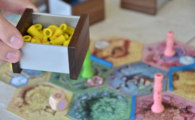 news 140915 boxes