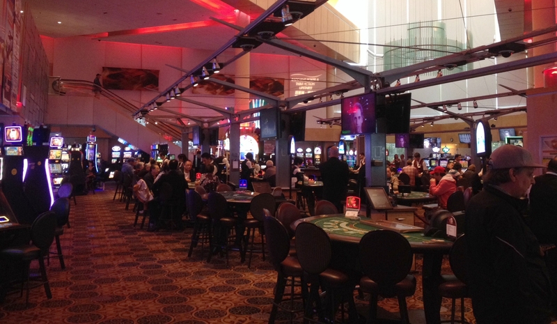 paul poker tables